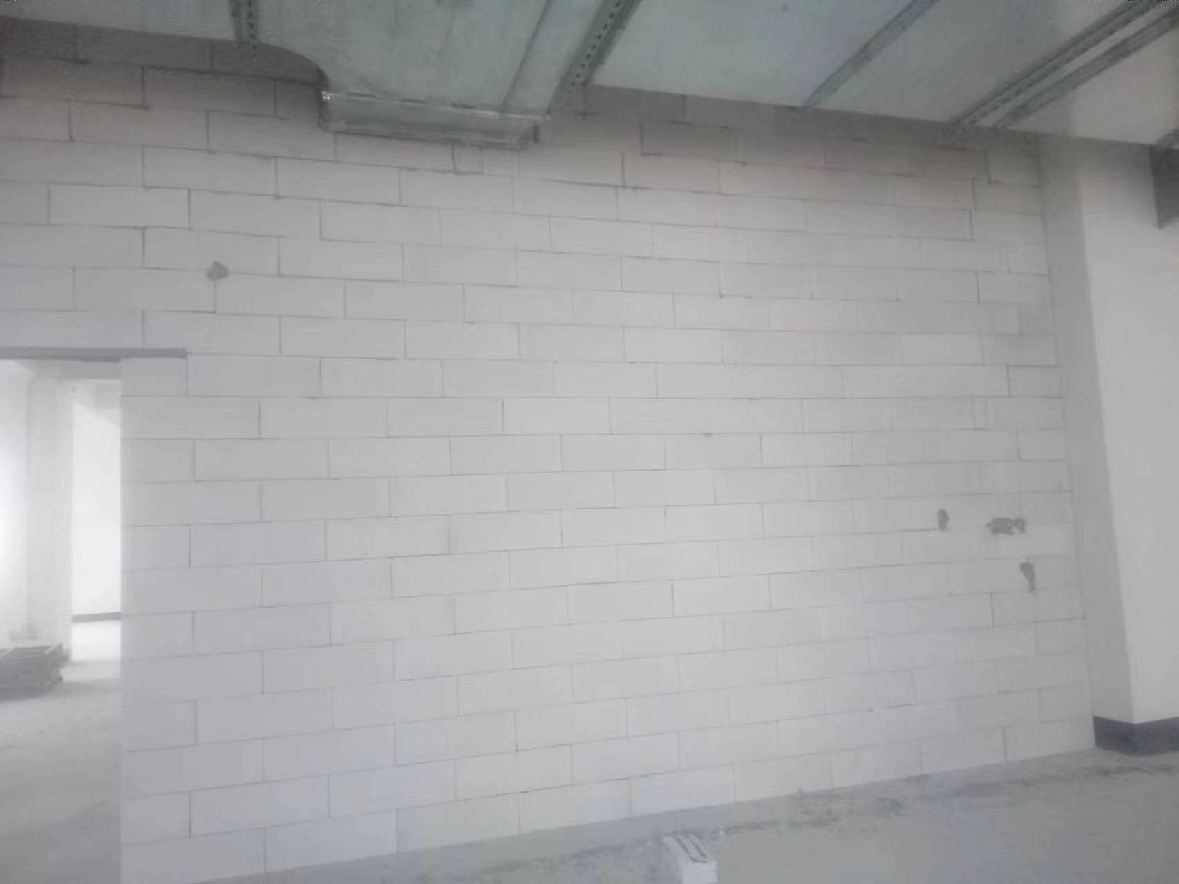 加气砖隔墙施工现场