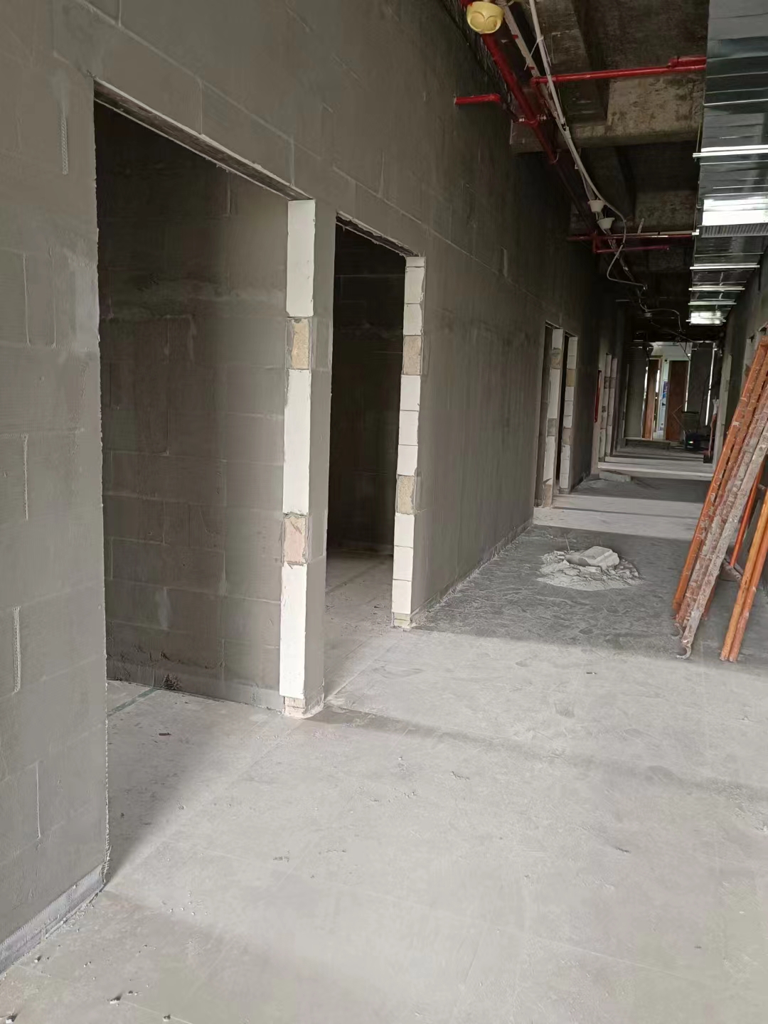 室内隔断施工现场